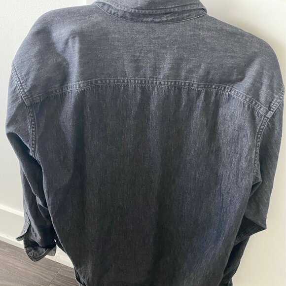 Uniqlo Men's Casual Button-Down Shirt - Large - Picture 2 of 2